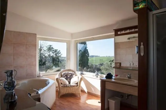 Deluxe Tek Büyük Yataklı Oda, Banyolu/Duşlu, Bahçeli