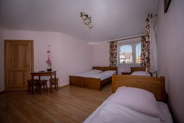 Dört Kişilik Oda, Birden Çok Yatak, Sigara İçilmez