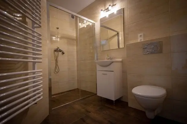 Dört Kişilik Oda, Birden Çok Yatak, Sigara İçilmez