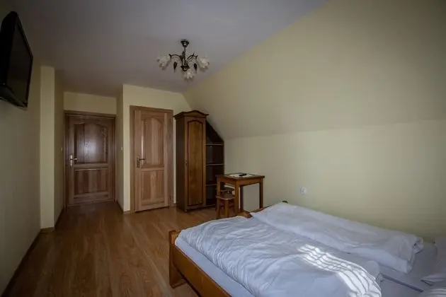 Üç Kişilik Oda, 3 Tek Kişilik Yatak, Sigara İçilmez