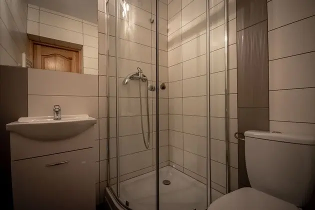 Üç Kişilik Oda, 3 Tek Kişilik Yatak, Sigara İçilmez