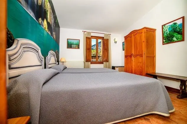 Tek Büyük veya İki Ayrı Yataklı Oda