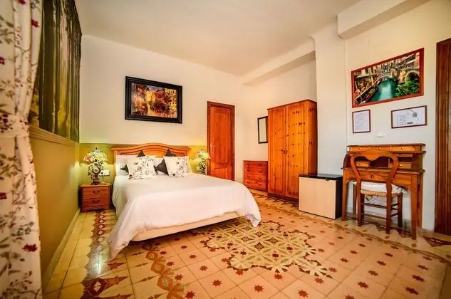 Tek Büyük veya İki Ayrı Yataklı Oda