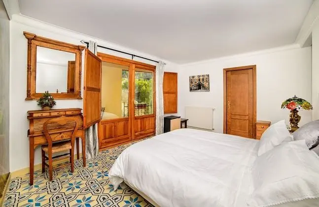 Tek Büyük veya İki Ayrı Yataklı Oda