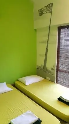 Basic Tek Büyük Yataklı Oda (Pods, With / Without Window))