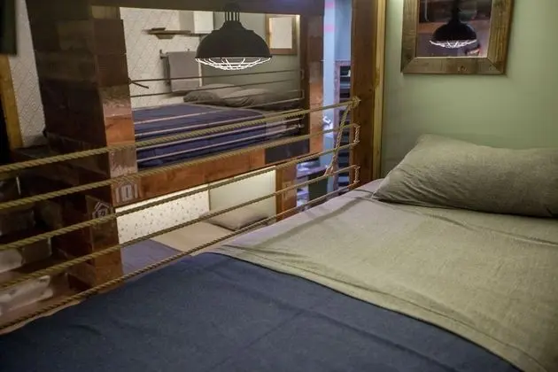 Standard Ortak Ranzalı Oda, 1 Büyük (Queen) Boy Yatak (shared dorm/no privacy)