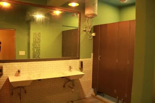 Deluxe Ortak Ranzalı Oda, Karma Ranzalı Oda