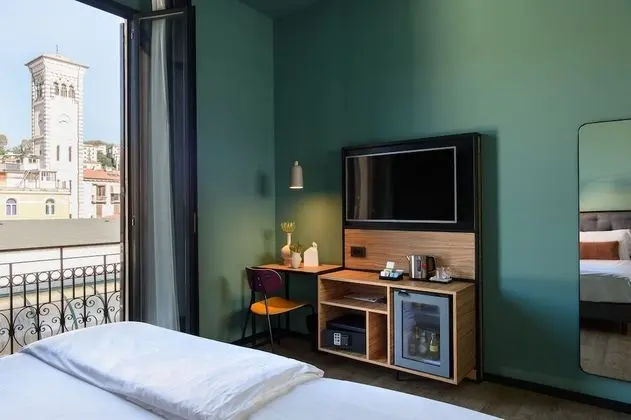 King Superior Room