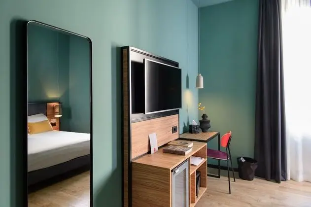 King Superior Room