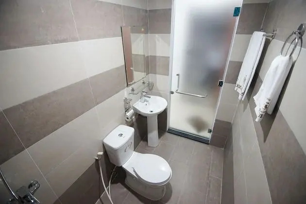 Basic Tek Büyük Yataklı Oda, Şehir Manzaralı