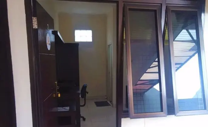 Economy Tek Büyük Yataklı Oda