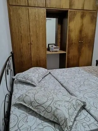 Apart Daire, 1 Büyük (Queen) Boy Yatak ve Çekyat