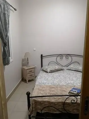 Apart Daire, 1 Büyük (Queen) Boy Yatak ve Çekyat