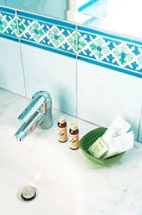 Tek Büyük veya İki Ayrı Yataklı Oda, Deniz Manzaralı