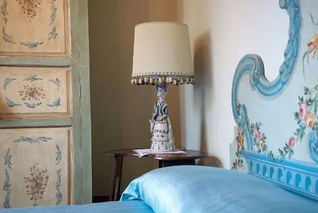 Classic Tek Büyük Yataklı Oda