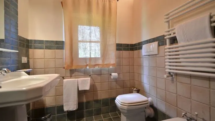 Deluxe Apart Daire, 2 Yatak Odası, Mutfak, Bahçeli (Poiana)