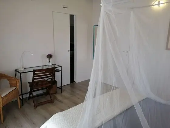 Classic Tek Büyük Yataklı Oda, Balkon, Üzüm Asması Manzaralı
