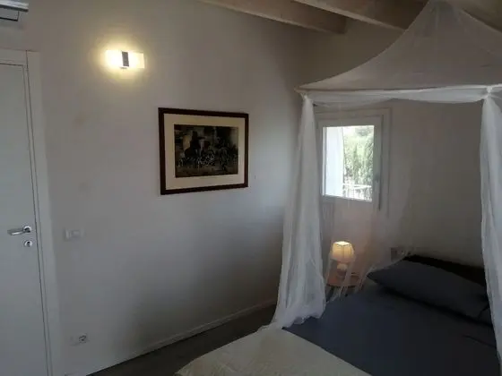 Classic Tek Büyük Yataklı Oda, Balkon, Üzüm Asması Manzaralı