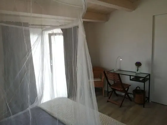Classic Tek Büyük Yataklı Oda, Balkon, Üzüm Asması Manzaralı