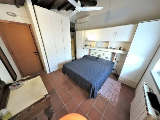 Tek Büyük Yataklı Oda, Ortak Banyo, Göl Manzaralı (External)