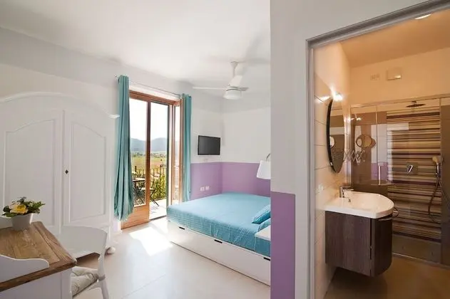 Deluxe Tek Büyük Yataklı Oda, 1 Yatak Odası, Balkon, Üzüm Asması Manzaralı