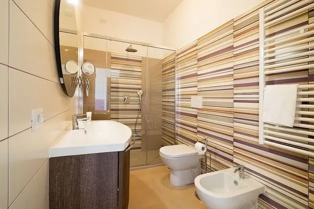 Deluxe Tek Büyük Yataklı Oda, 1 Yatak Odası, Balkon, Üzüm Asması Manzaralı