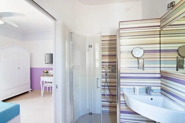 Superior Tek Büyük Yataklı Oda, 1 Büyük (Queen) Boy Yatak, Özel Banyo, Üzüm Asması Manzaralı