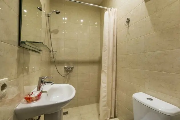 Premium Tek Büyük Yataklı Oda