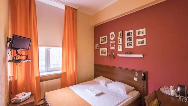 Comfort Tek Büyük Yataklı Oda