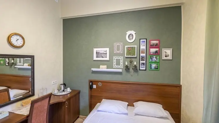 Comfort Tek Büyük Yataklı Oda