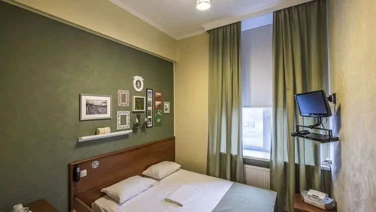Comfort Tek Büyük Yataklı Oda