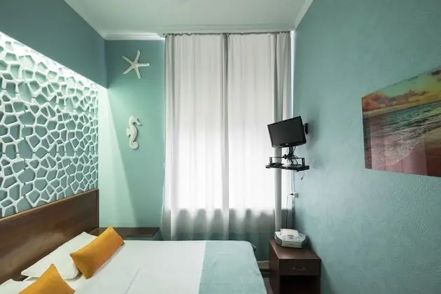 Premium Tek Büyük Yataklı Oda