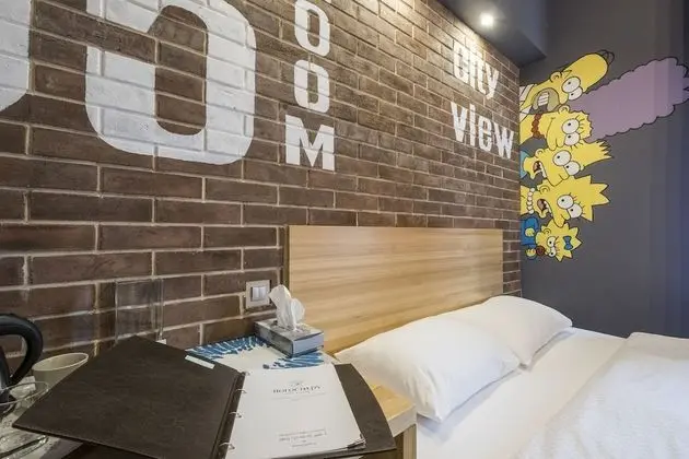 Premium Tek Büyük Yataklı Oda