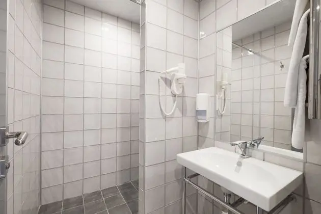 Standard Tek Büyük veya İki Ayrı Yataklı Oda