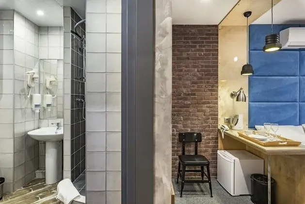 Standard Tek Büyük Yataklı Oda