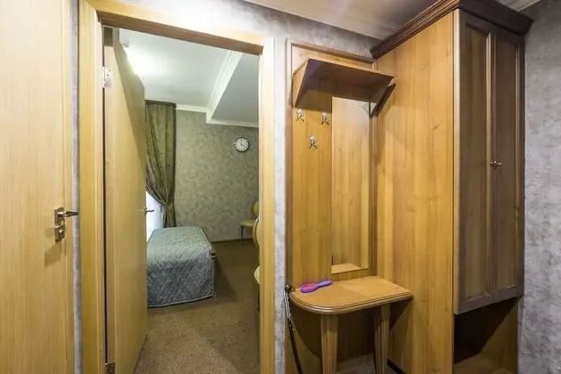 Premium Tek Büyük Yataklı Oda