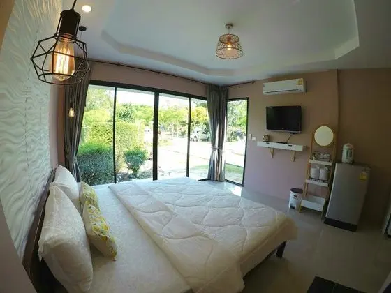 Deluxe Tek Büyük Yataklı Oda