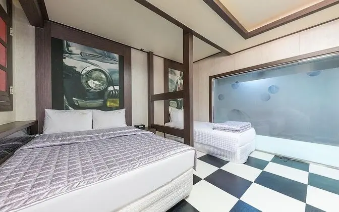 Oda (Twin Bed)