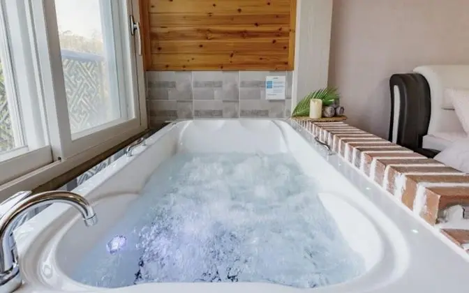 Oda (Room 206 (Spa Ocean View Private Pool)