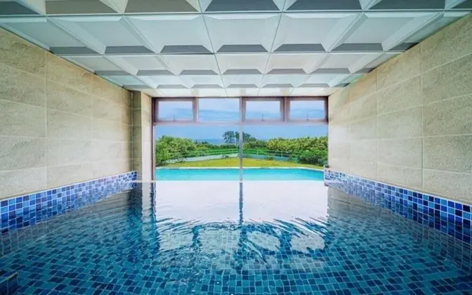 Oda (Room 208 (Spa Ocean View Private Pool)