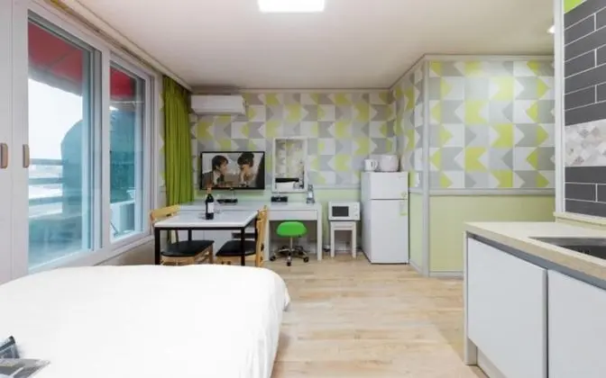Oda (Building A Room 203 (Ocean View Spa))