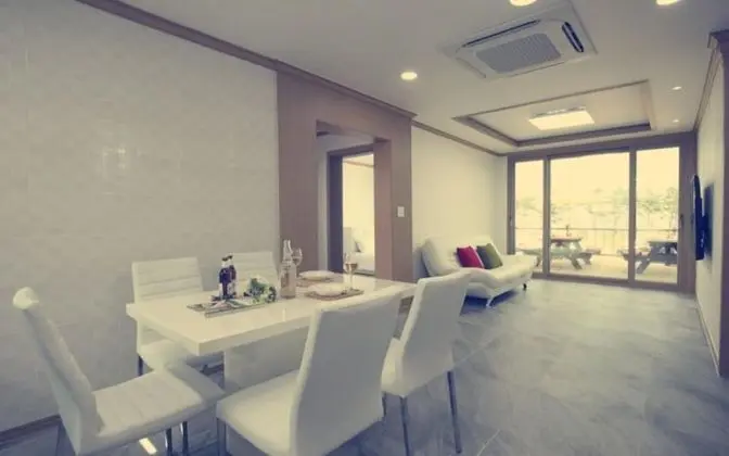 Oda (Cassis (Jet Spa Private Swimming Pool)