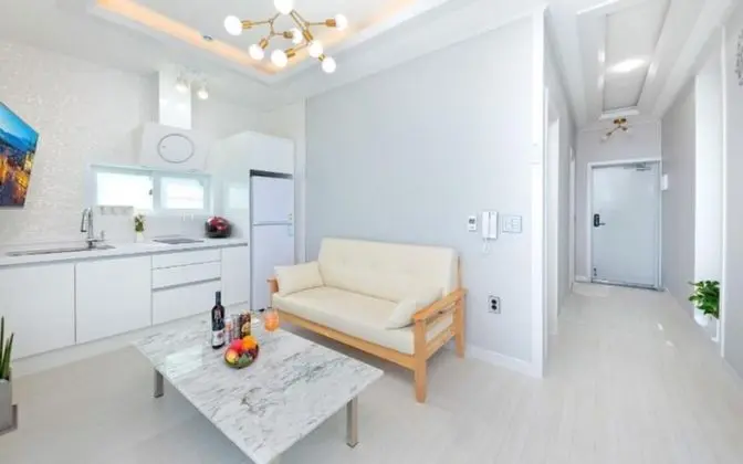 Oda (Annex Building Room 101 (Ocean View J)