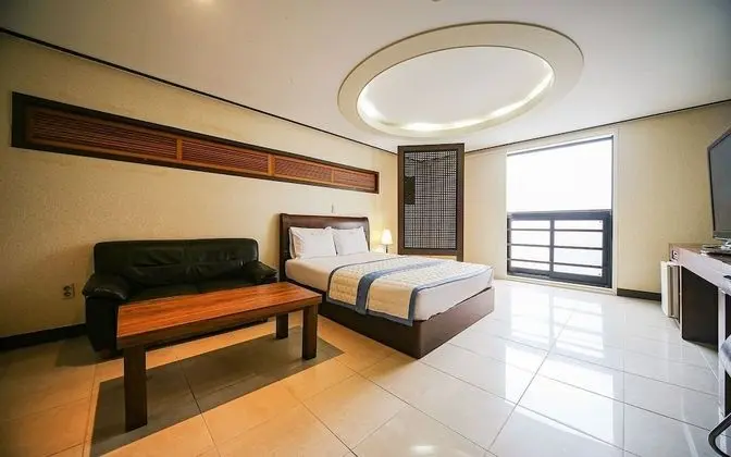 Oda (Special Room)