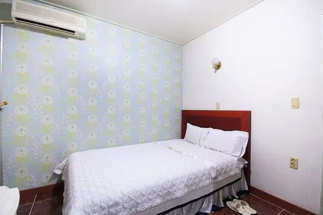 Oda (Standard Room)