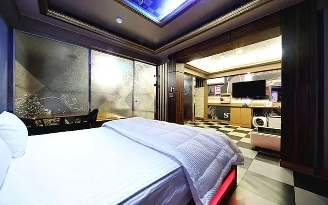Oda (Special Room)