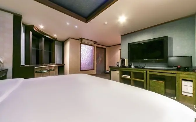 Oda (Semi-Special Room)