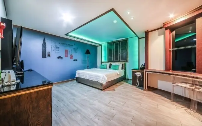 Oda (Semi-Special Room)