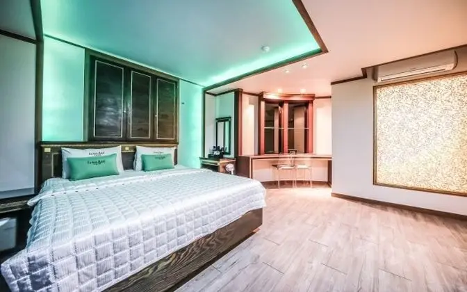 Oda (Semi-Special Room)
