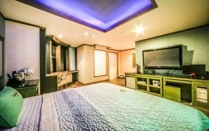 Oda (Semi-Special Room)